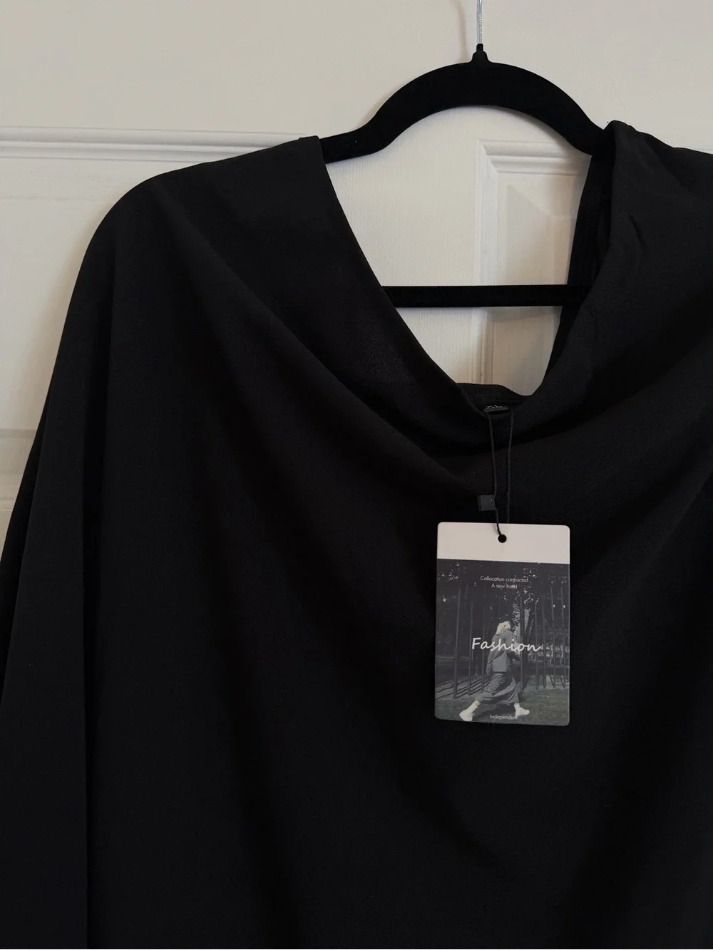 NWT Black Cowl Neck Asymmetrical Poncho Cape Top One Size - Picture 4 of 6